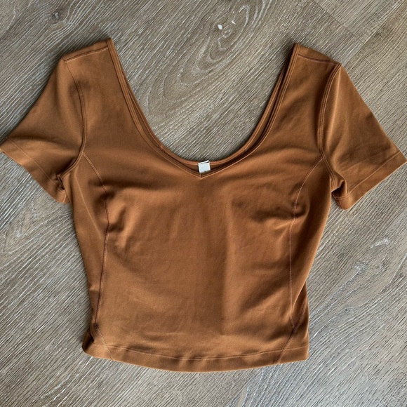 Align short sleeve cropped tank Size 6 - Picture 1 of 3